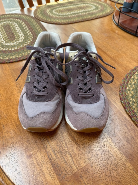 New Balance Shoes - Women’s 574 New Balance Sneakers